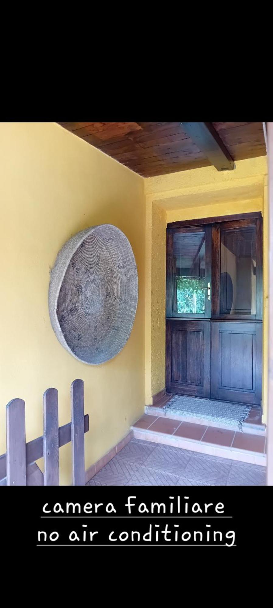 Casa Di Campagna Dal Pozzo Sorso Bilik gambar
