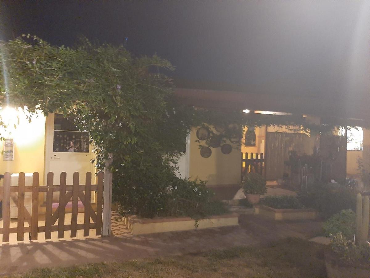 Casa Di Campagna Dal Pozzo Sorso Luaran gambar